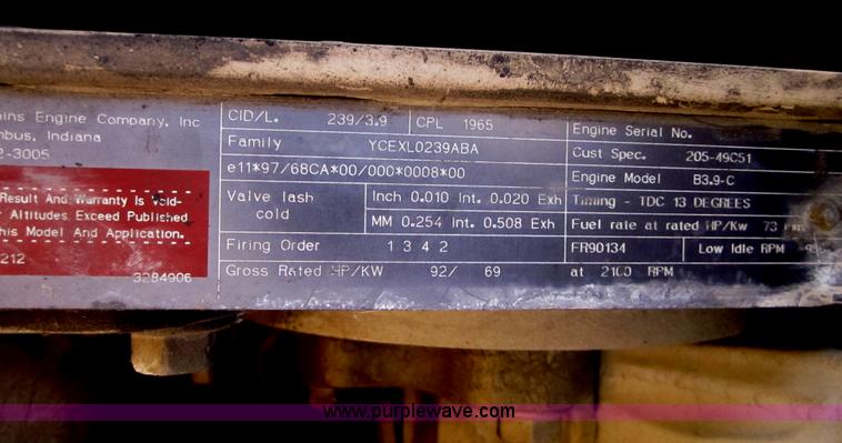 image for item F6560 Gomaco GT3200 curb and gutter machine