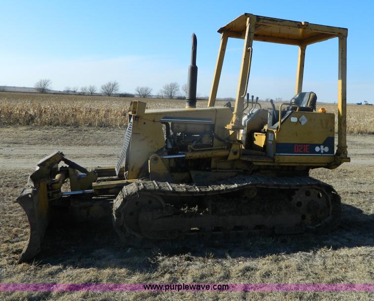 image for item G7611 1990 Komatsu D21E-6 dozer