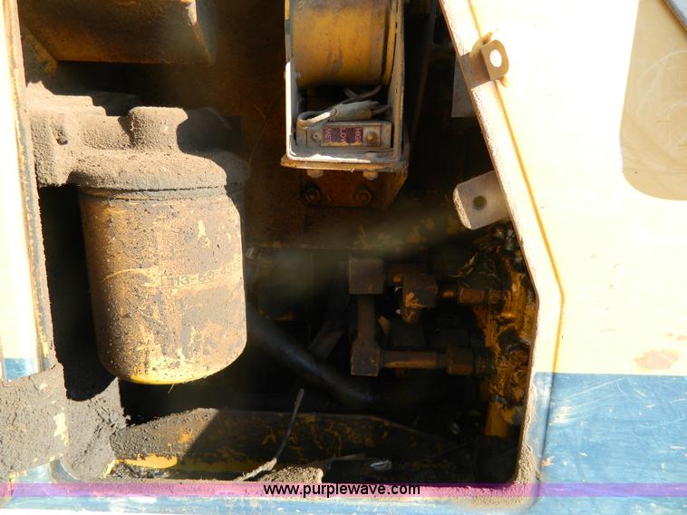 image for item G7611 1990 Komatsu D21E-6 dozer
