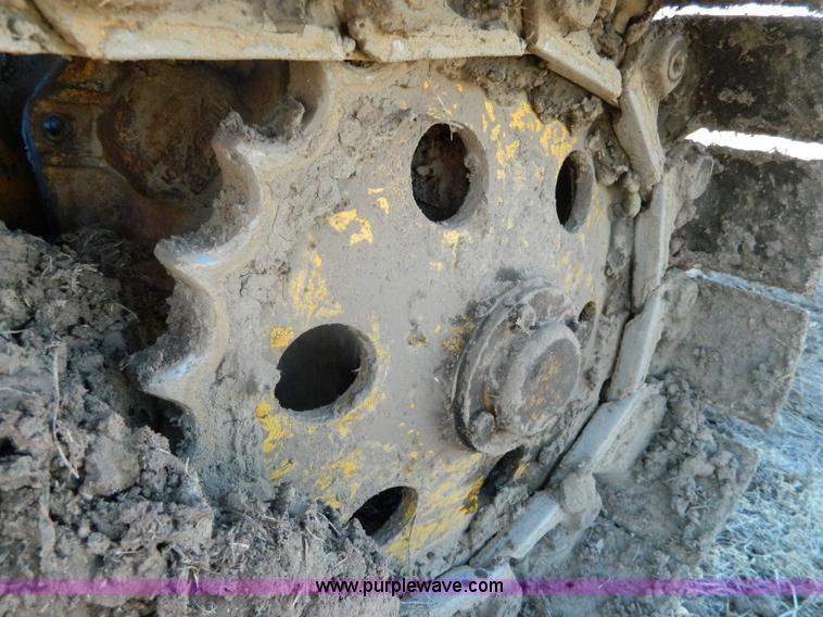 image for item G7611 1990 Komatsu D21E-6 dozer