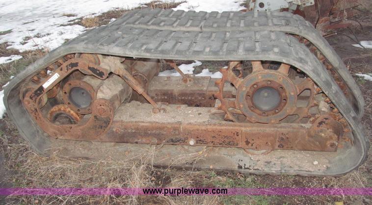 image for item K9641 Loegering VTS59R rubber tracks