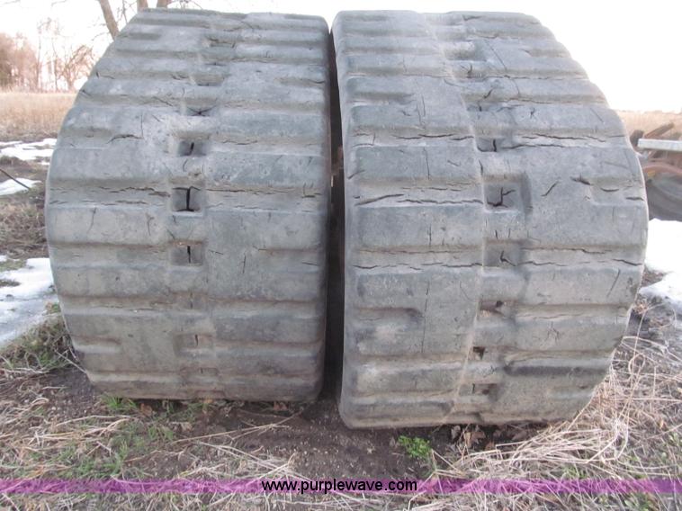 image for item K9641 Loegering VTS59R rubber tracks