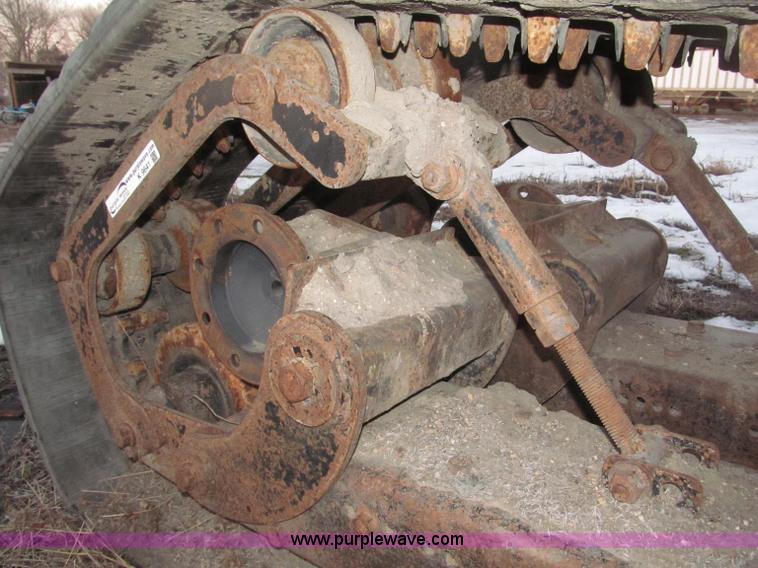 image for item K9641 Loegering VTS59R rubber tracks