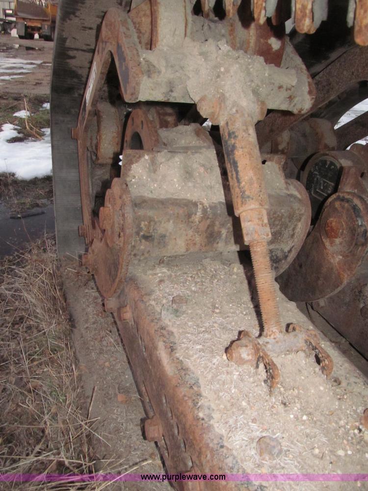 image for item K9641 Loegering VTS59R rubber tracks