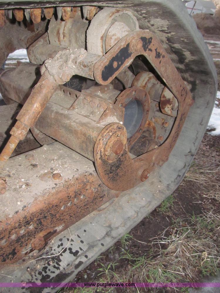 image for item K9641 Loegering VTS59R rubber tracks