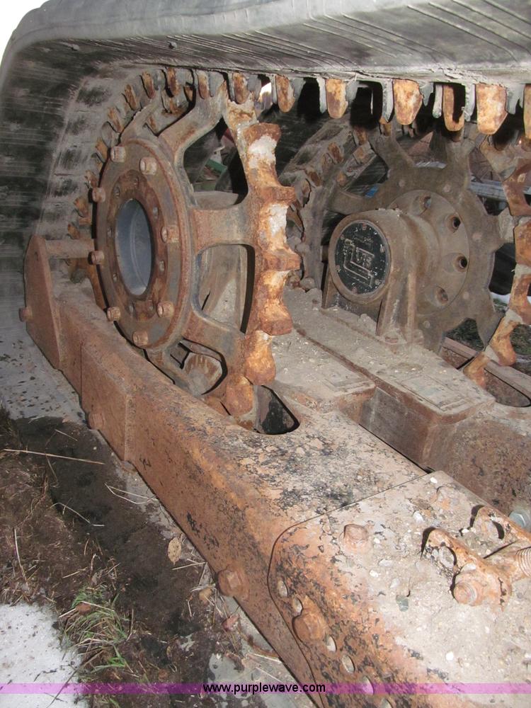 image for item K9641 Loegering VTS59R rubber tracks