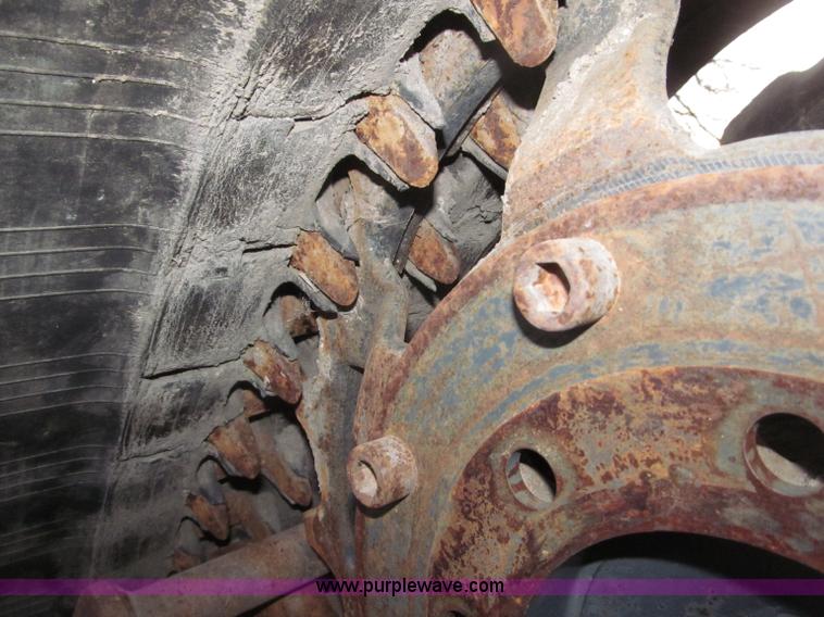 image for item K9641 Loegering VTS59R rubber tracks