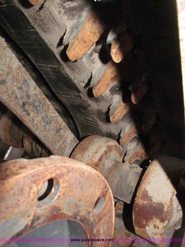 image for item K9641 Loegering VTS59R rubber tracks