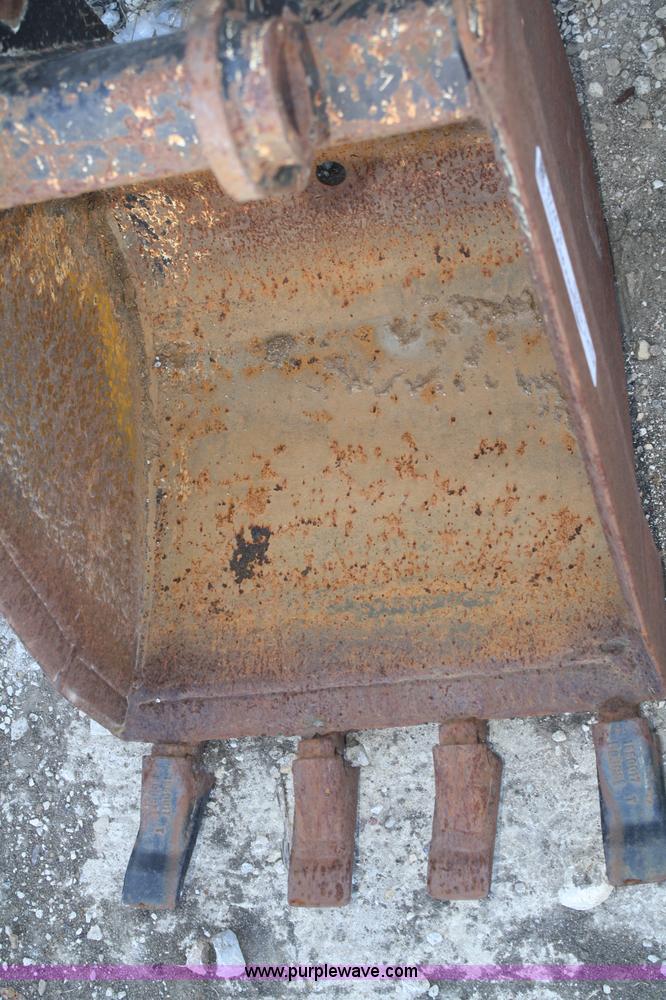 image for item S9778 16" backhoe bucket