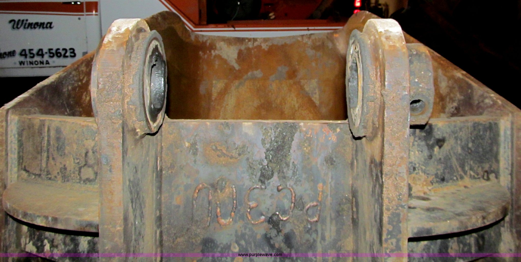 Excavator sand bucket in Winona, MN Item F5889 sold Purple Wave