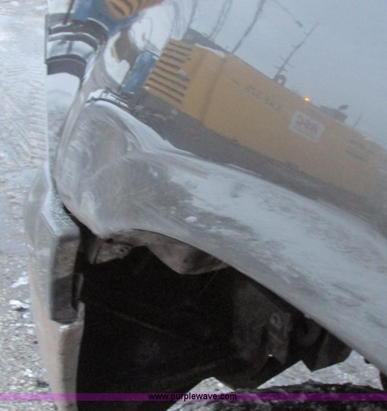 image for item AB9440 2006 Ford F250 Super Duty XL pickup truck