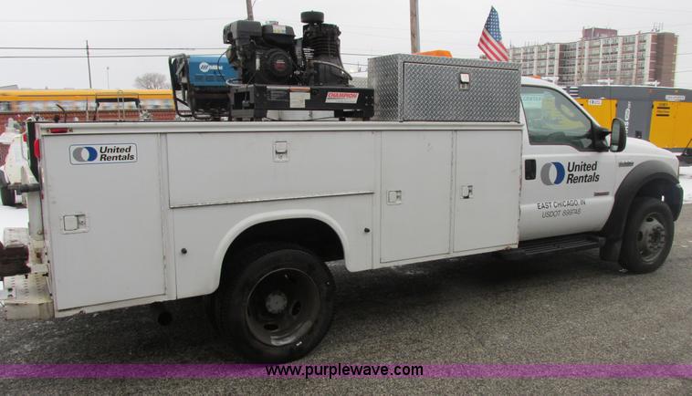 image for item AB9441 2007 Ford F550 XL Super Duty utility truck