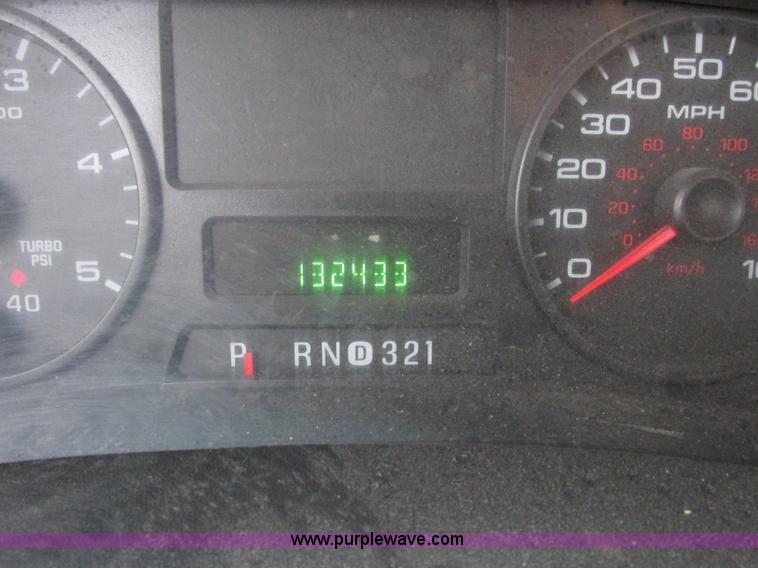 image for item AB9441 2007 Ford F550 XL Super Duty utility truck