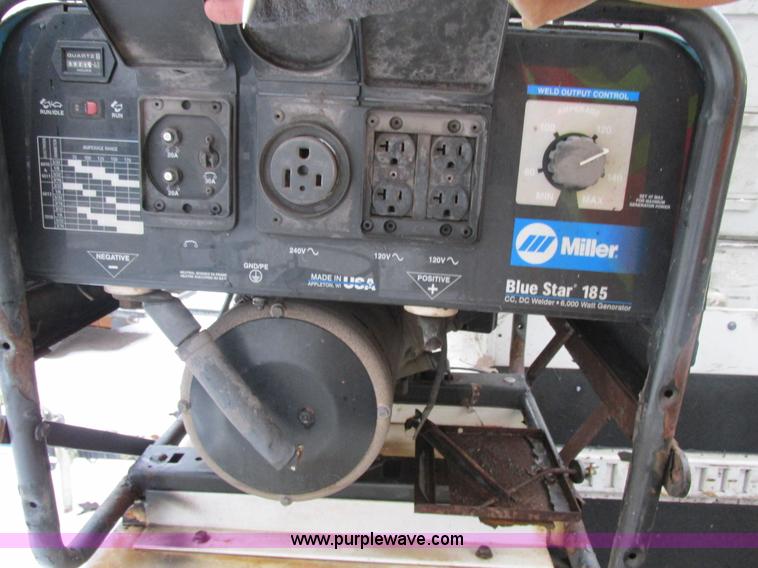 image for item AB9441 2007 Ford F550 XL Super Duty utility truck