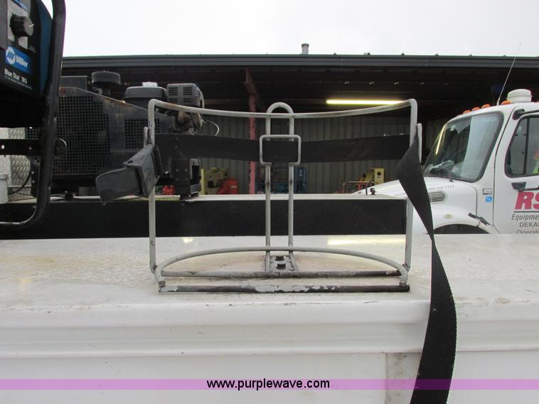 image for item AB9441 2007 Ford F550 XL Super Duty utility truck