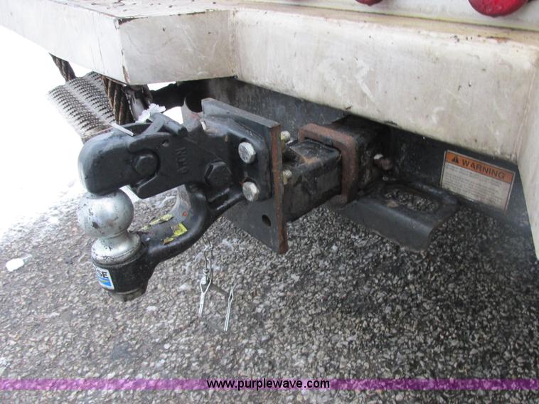 image for item AB9441 2007 Ford F550 XL Super Duty utility truck