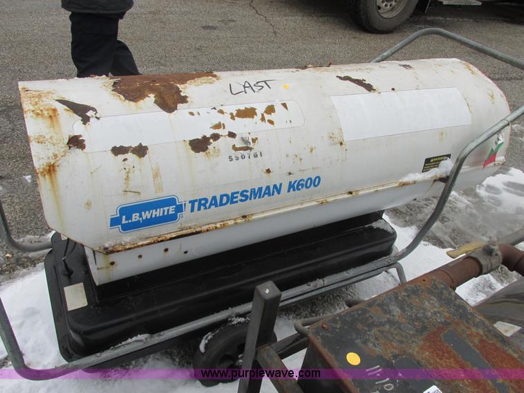 image for item AB9474 LB White Tradesman K600 kerosene fired heater