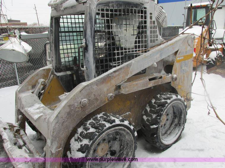 image for item AB9485 2008 John Deere 315 skid steer