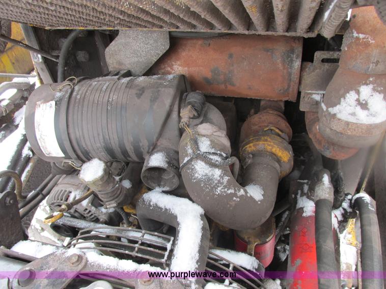 image for item AB9486 2004 John Deere 317 skid steer