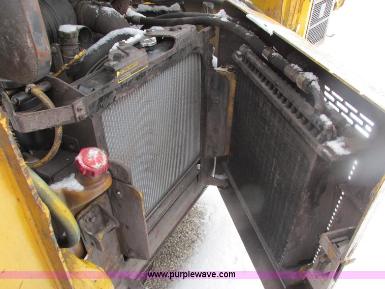 image for item AB9486 2004 John Deere 317 skid steer