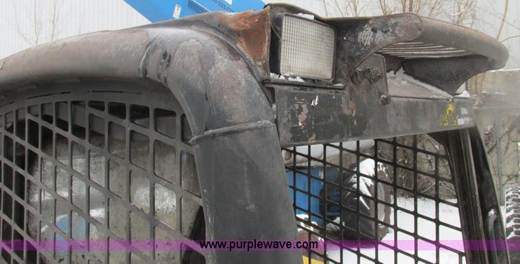 image for item AB9486 2004 John Deere 317 skid steer