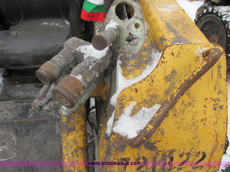 image for item AB9487 2005 John Deere 317 skid steer