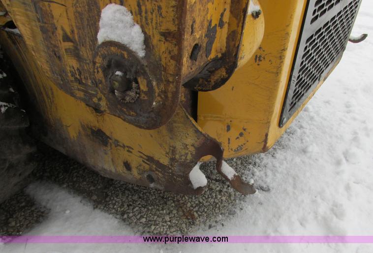 image for item AB9487 2005 John Deere 317 skid steer