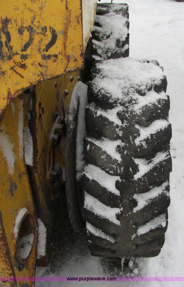 image for item AB9487 2005 John Deere 317 skid steer