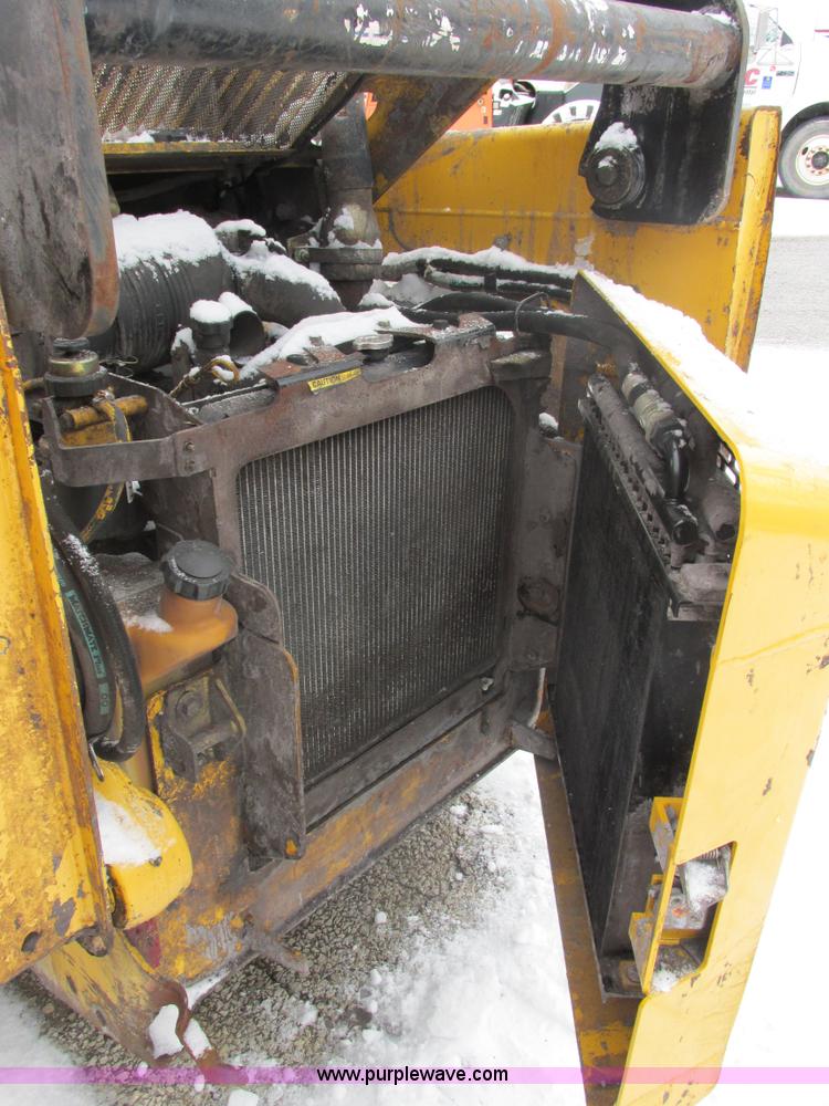 image for item AB9487 2005 John Deere 317 skid steer