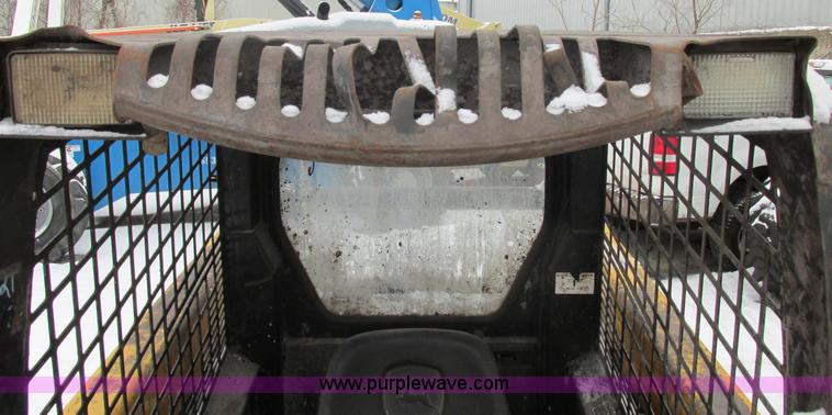 image for item AB9487 2005 John Deere 317 skid steer