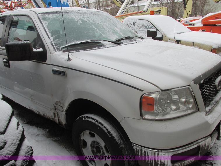 image for item AB9488 2005 Ford F150 XLT SuperCab pickup truck