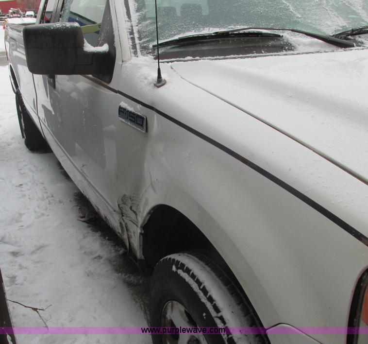 image for item AB9488 2005 Ford F150 XLT SuperCab pickup truck