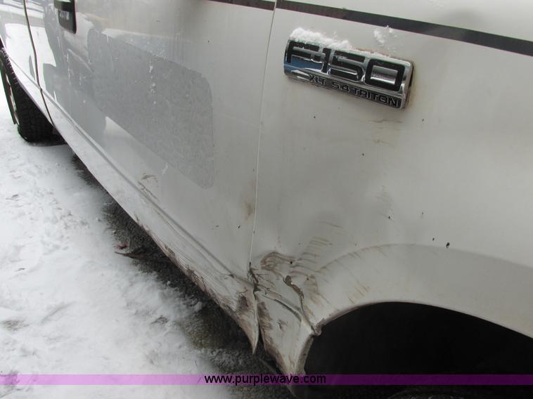 image for item AB9488 2005 Ford F150 XLT SuperCab pickup truck