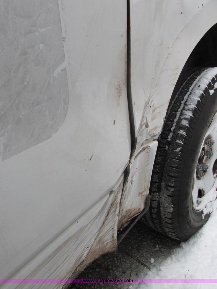 image for item AB9488 2005 Ford F150 XLT SuperCab pickup truck