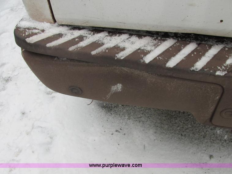 image for item AB9488 2005 Ford F150 XLT SuperCab pickup truck