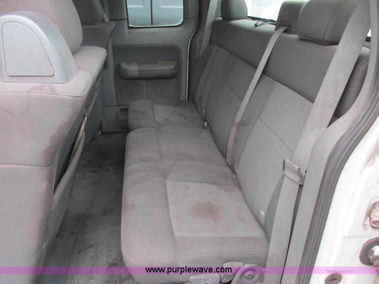 image for item AB9488 2005 Ford F150 XLT SuperCab pickup truck