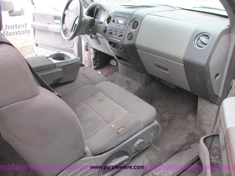 image for item AB9488 2005 Ford F150 XLT SuperCab pickup truck