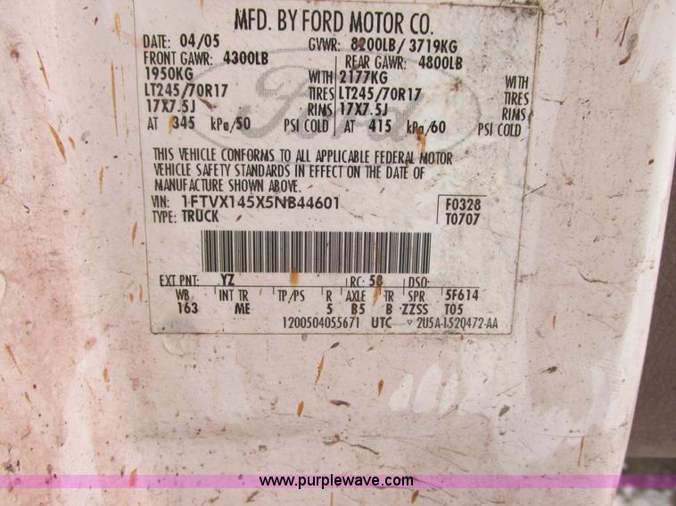 image for item AB9488 2005 Ford F150 XLT SuperCab pickup truck