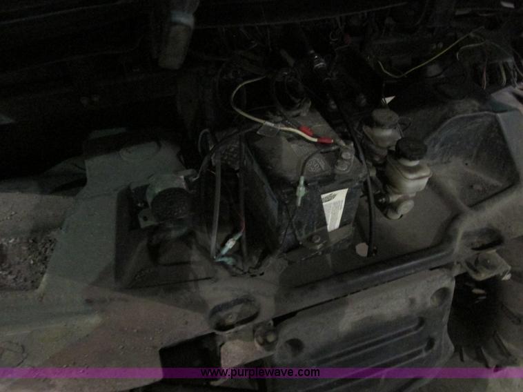 image for item AB9489 2007 E-Z-GO STS 4x4 UTV