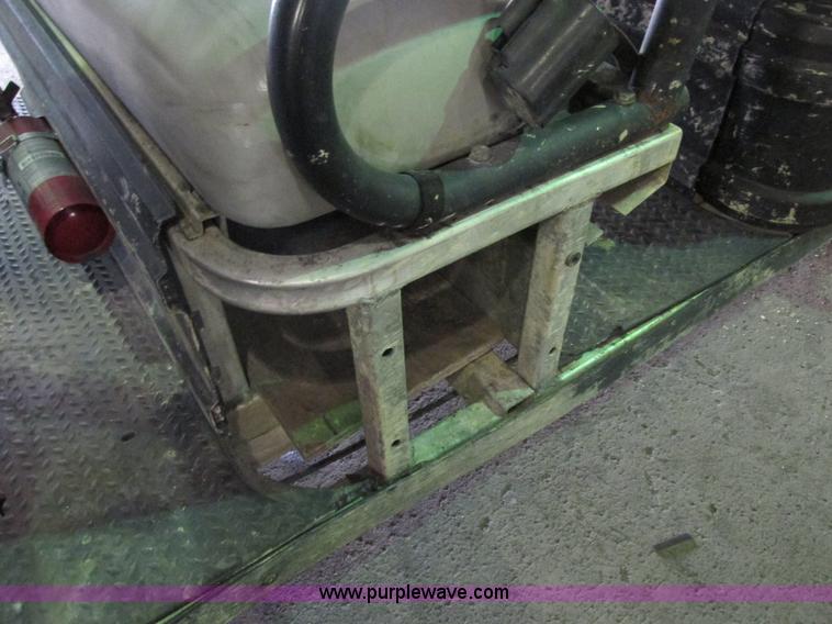 image for item AB9490 2008 Club Car XRT1550 SE UTV