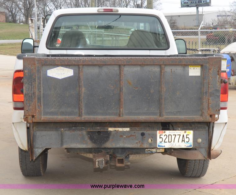 image for item B1512 2002 Ford F250 Super Duty pickup truck