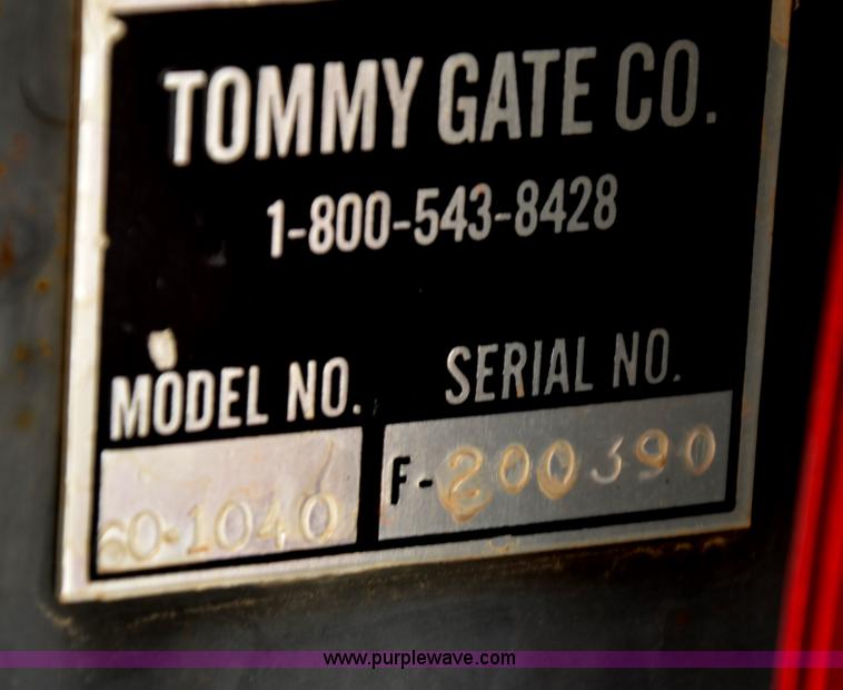 image for item B1512 2002 Ford F250 Super Duty pickup truck