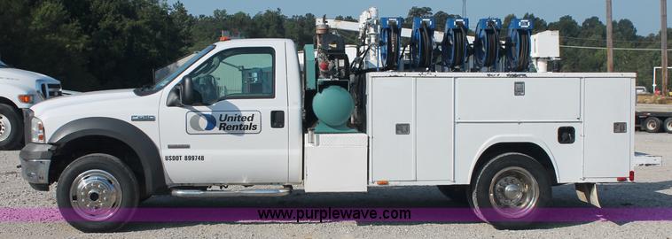 image for item C2789 2005 Ford F450 XL Super Duty service truck