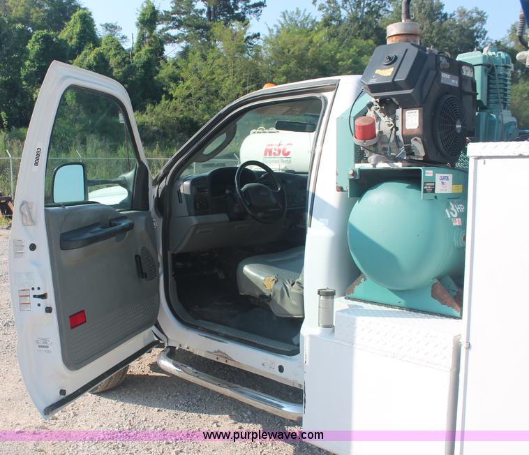 image for item C2789 2005 Ford F450 XL Super Duty service truck