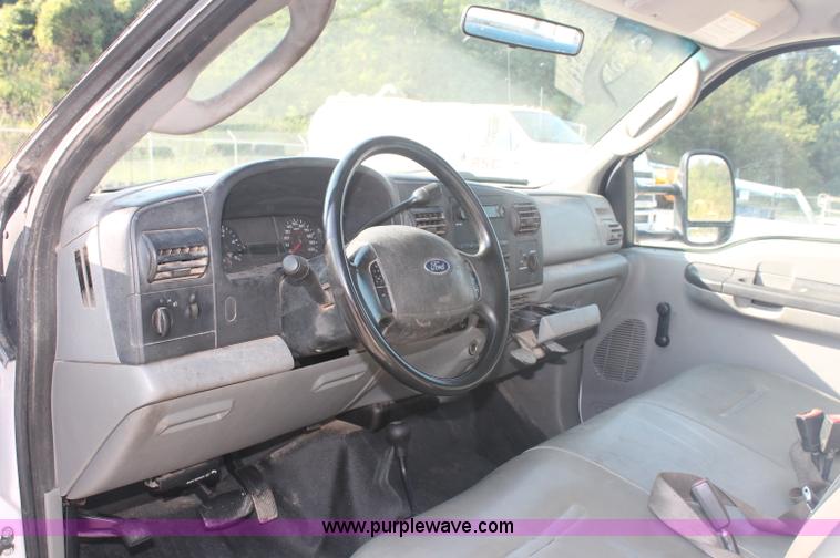image for item C2789 2005 Ford F450 XL Super Duty service truck