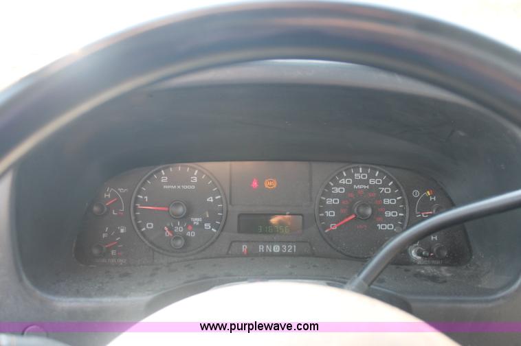 image for item C2789 2005 Ford F450 XL Super Duty service truck