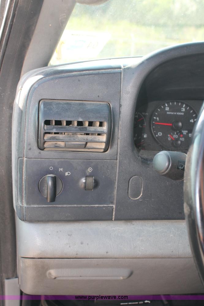 image for item C2789 2005 Ford F450 XL Super Duty service truck