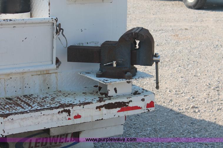 image for item C2789 2005 Ford F450 XL Super Duty service truck