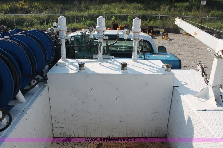 image for item C2789 2005 Ford F450 XL Super Duty service truck