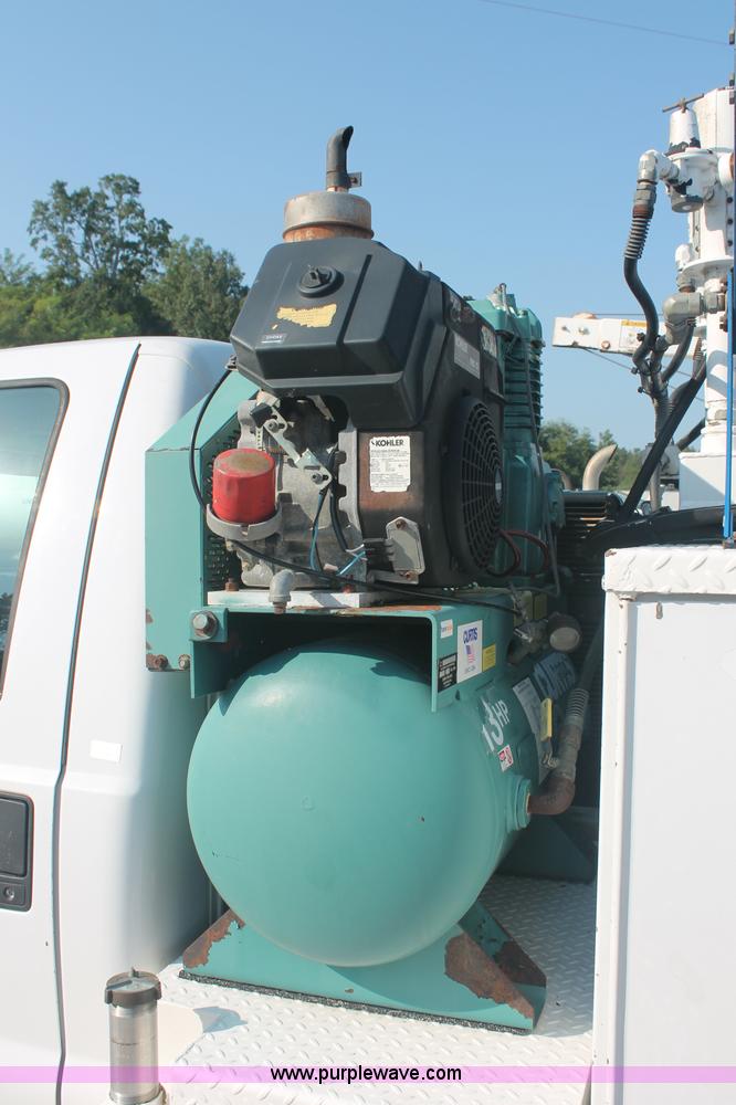 image for item C2789 2005 Ford F450 XL Super Duty service truck